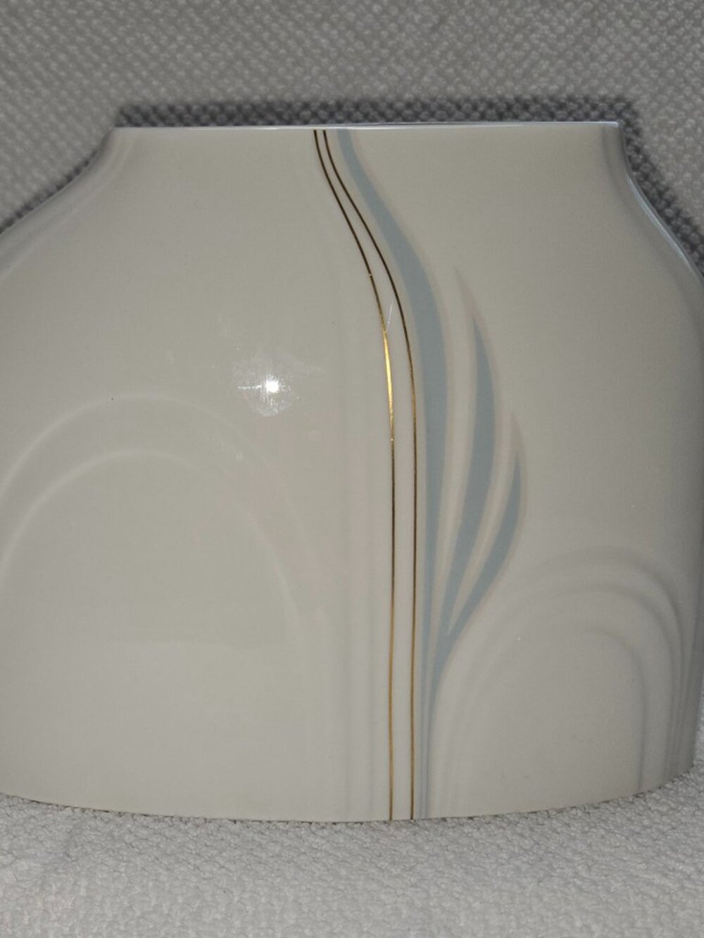 ROYAL DOULTON IMPRESSIONS VASE